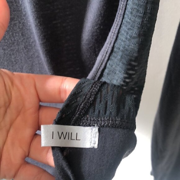 Under Armour Mesh Running Long Sleeve Top Size Small - Picture 10 of 11